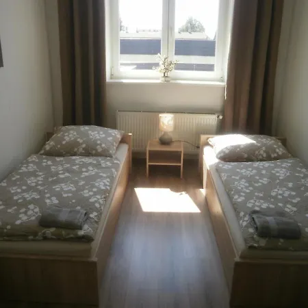 A&b Ubytovani Hostel *