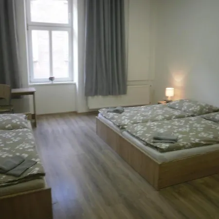 A&b Ubytovani Hostel Οστράβα